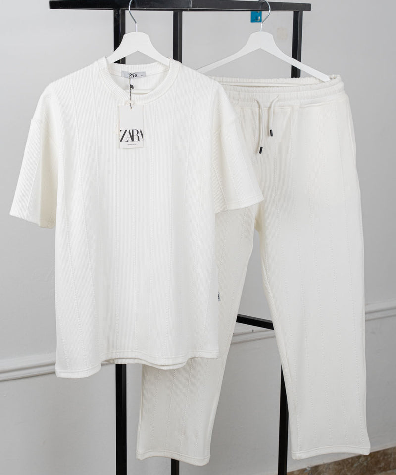 ZARA. T-Shirt + Pants Suit