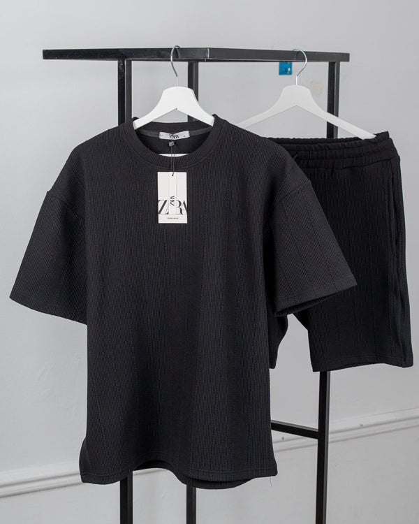 ZARA. T-Shirt + Short Suit