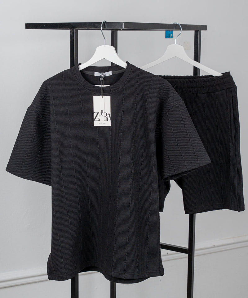 ZARA. T-Shirt + Short Suit