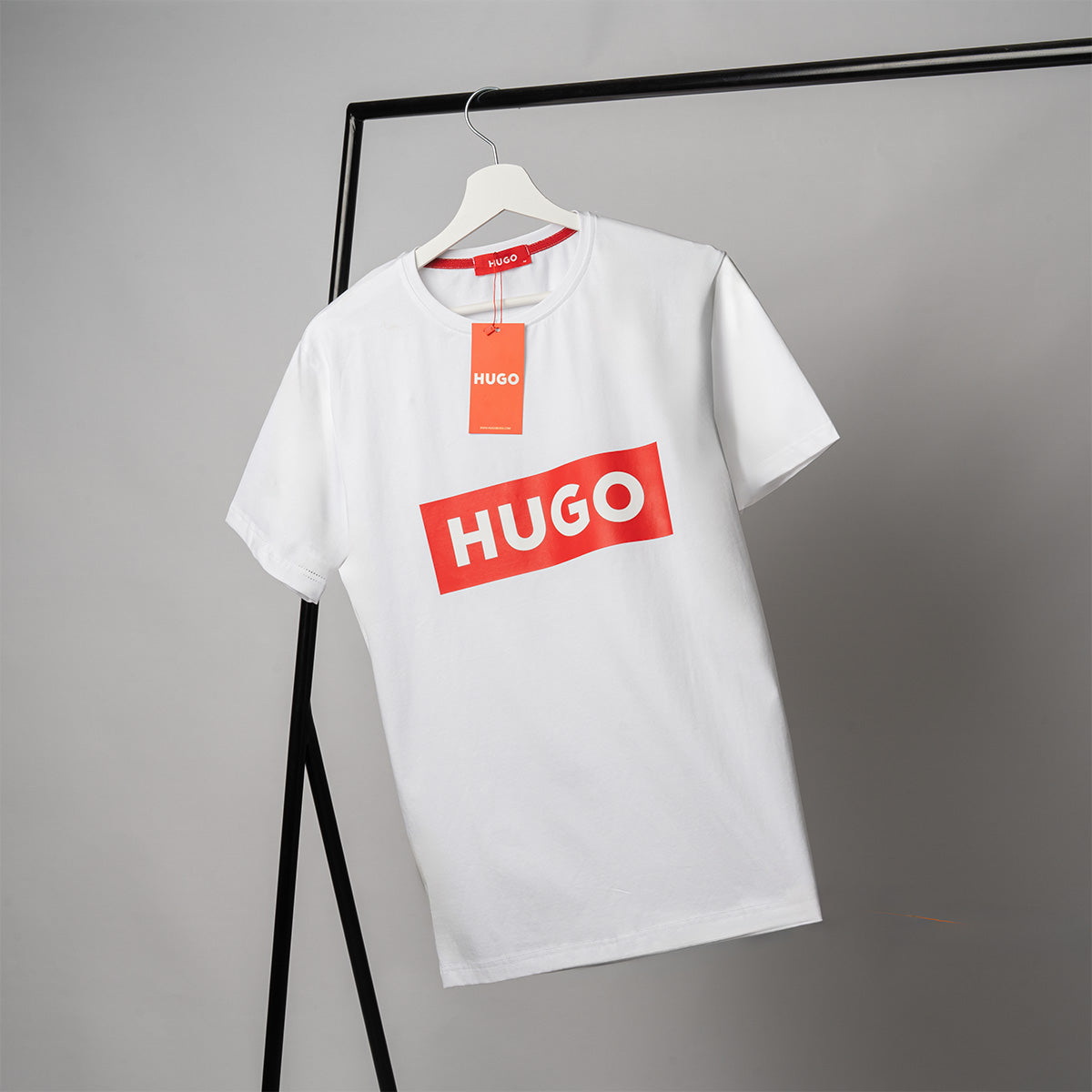HUGO. t-shirts