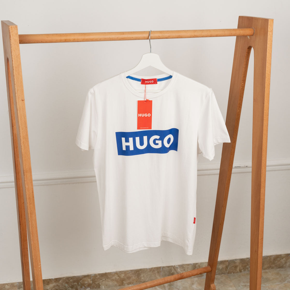 HUGO. t-shirts