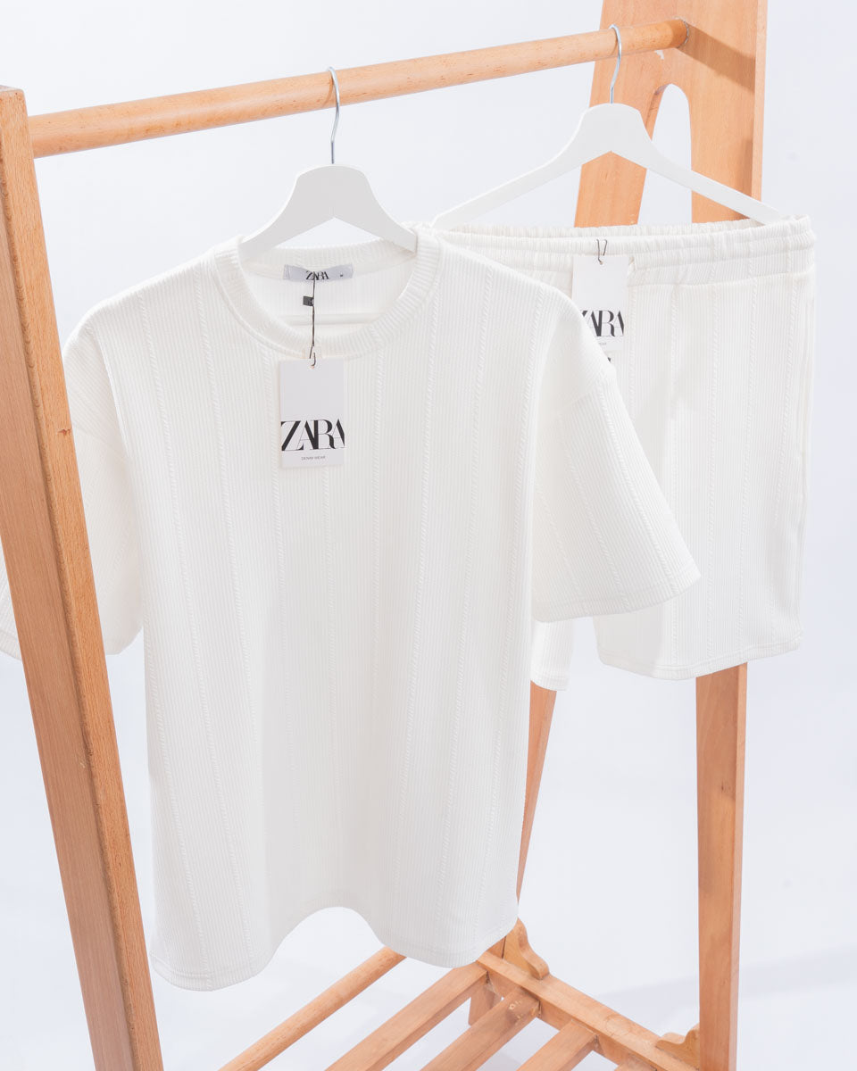 ZARA. T-Shirt + Short Suit