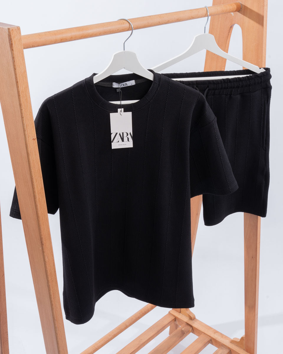ZARA. T-Shirt + Short Suit
